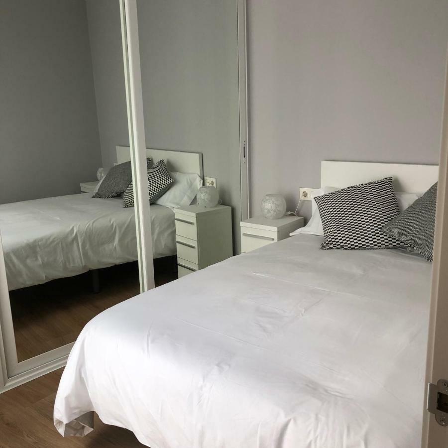 סרברה Apartaments L'Ametller מראה חיצוני תמונה